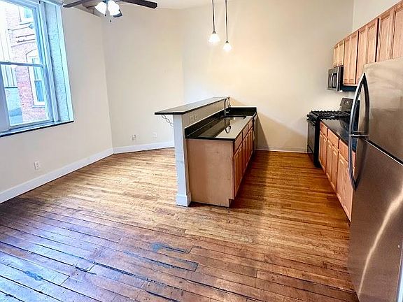 Living / Kitchen