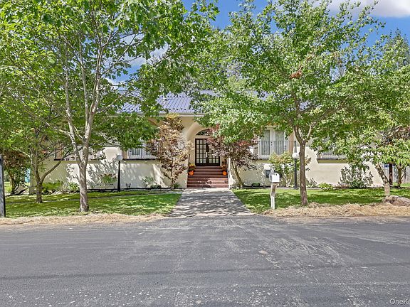 3rd image of 23 Cooley Road