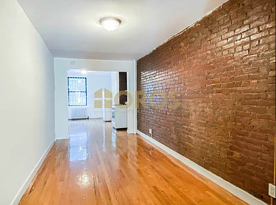 Rented by City Connections Realty | media 8