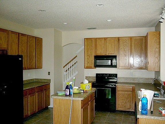 5th image of 1009 Arbor Trails Ct