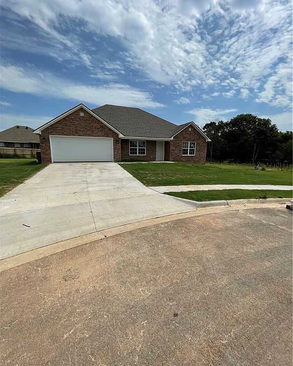 1st image of 2212 Brown Bear Ln