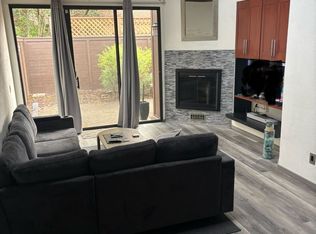 1320 North St APT 4, Santa Rosa, CA 95404