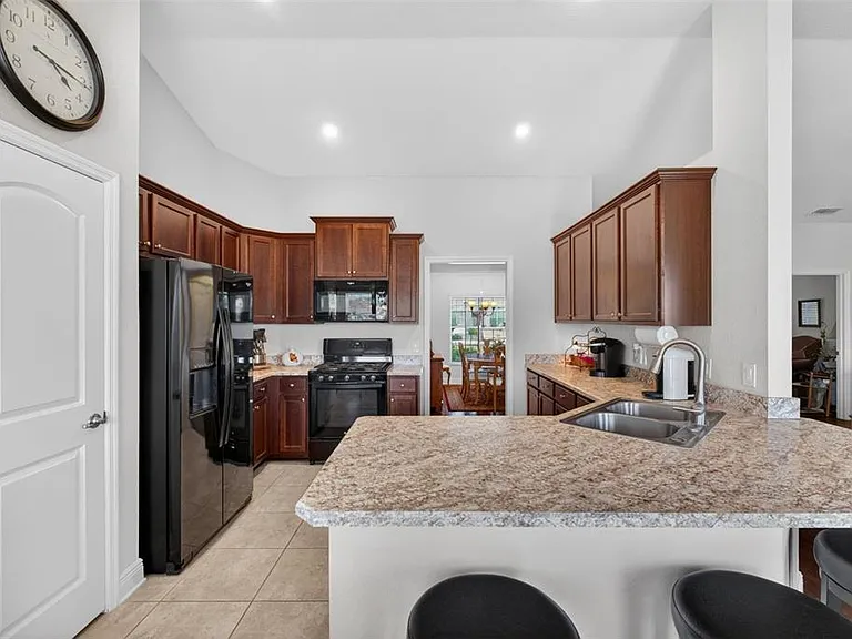 2429 Twin Lake View Rd — Photo 14