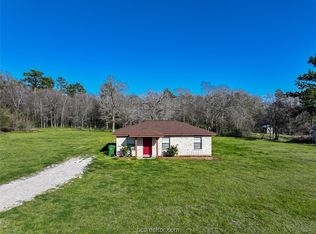 13 Echo Ln, Huntsville, TX 77320