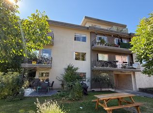 3075 Prince Edward St #203, Vancouver, BC V5T3N5