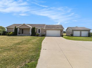 9589 W Michigan Ave, Grass Lake, MI 49240