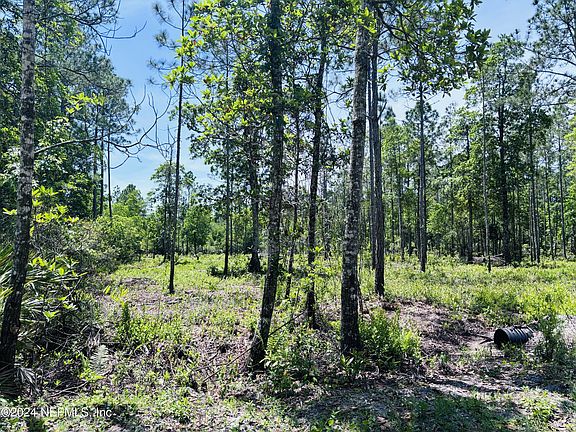2nd image of 147 E ALACHUA Street