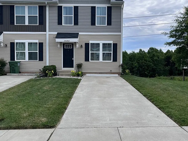 35202 Sara Ct — Photo 3
