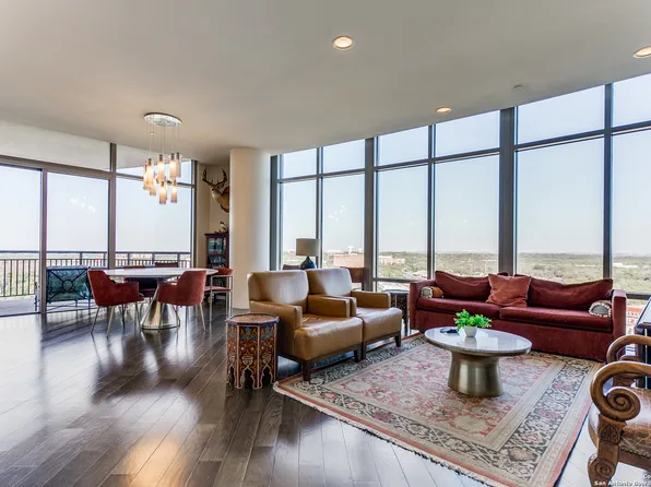 4242 BROADWAY #1204, San Antonio, TX 78209