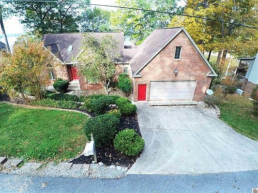 1st image of 138 Elizabeth Dr