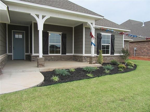2nd image of 9129 SW 32nd St