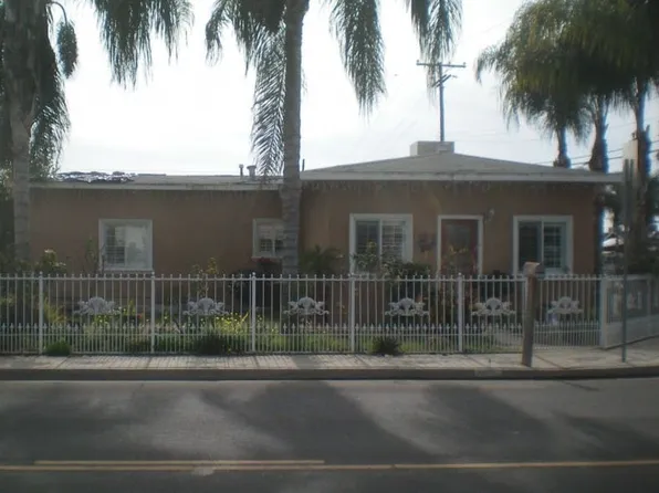 36 Garces Hwy, Delano, CA 93215