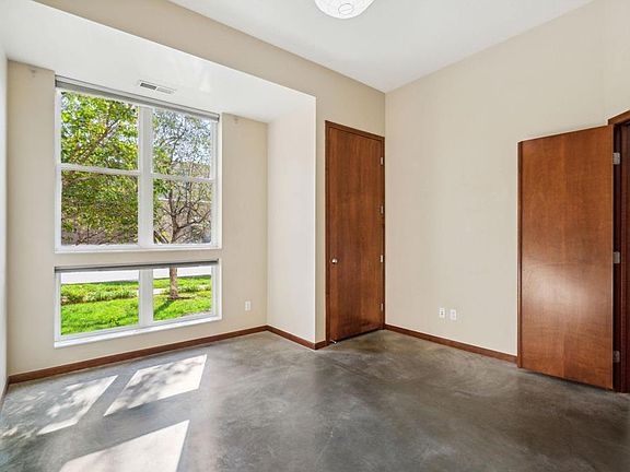 2nd image of 2650 University Ave W APT 109