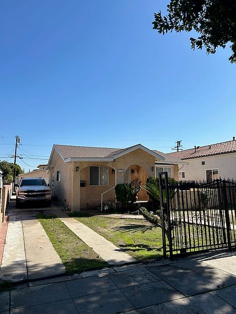 Front yard of house