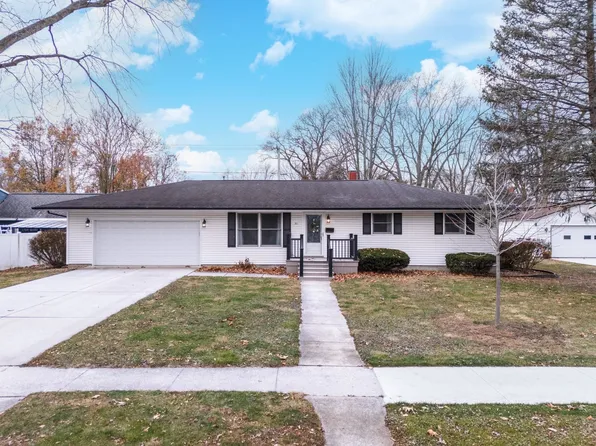 311 S Vermillion St, Pontiac, IL 61764