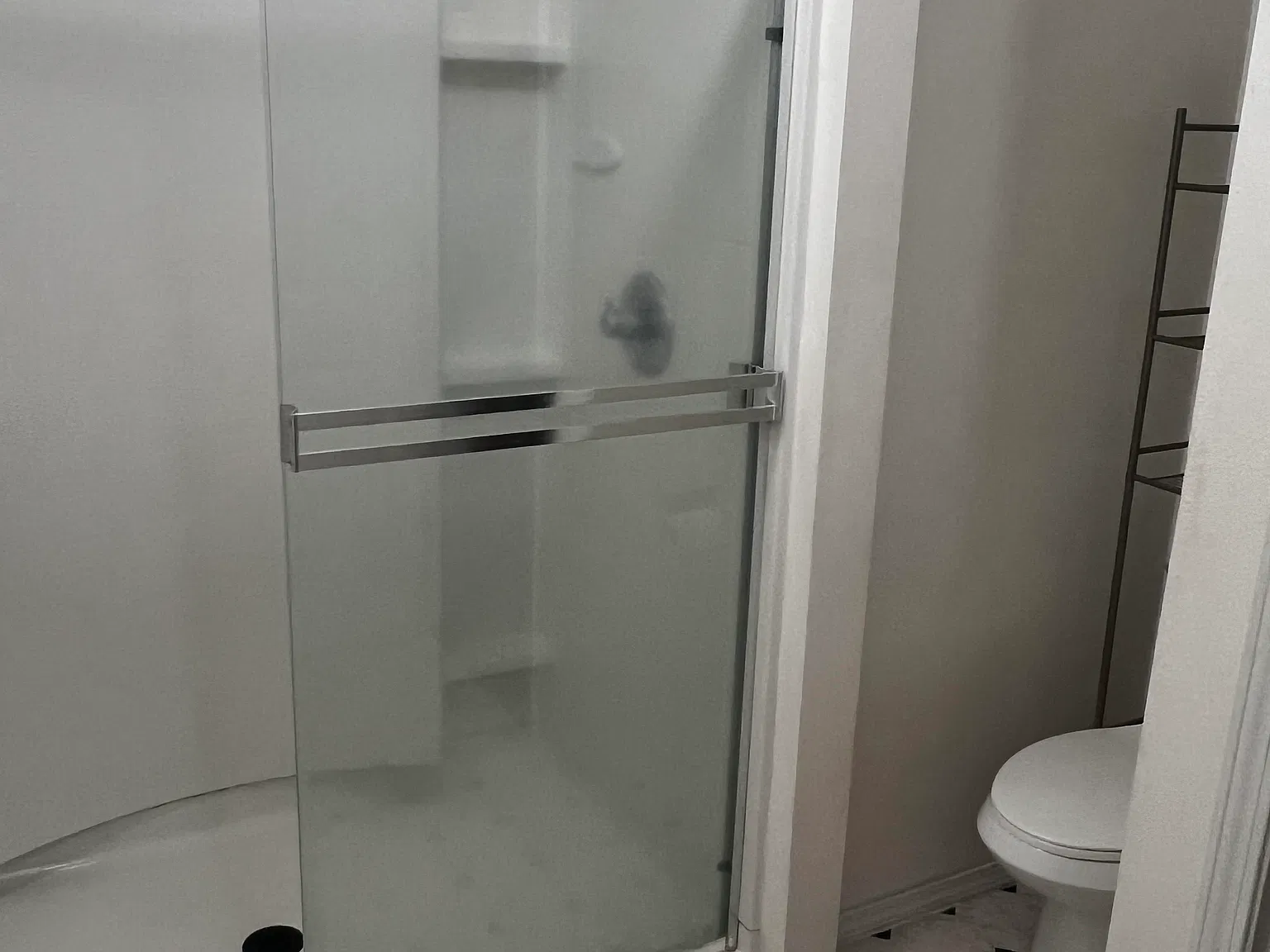 2 bed, 1.5 bath, 1100 sqft, $1,750 — Photo 2