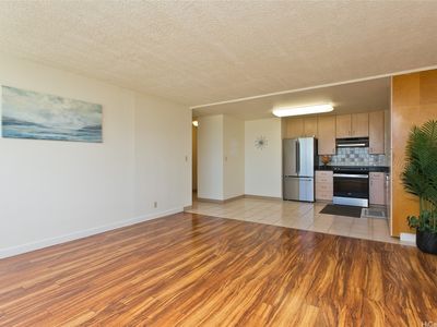 55 S Kukui St APT D1714, Honolulu, HI, 96813