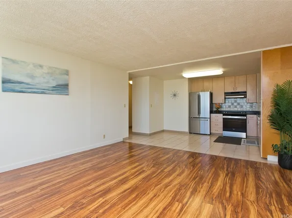 55 S Kukui St APT D1714, Honolulu, HI 96813