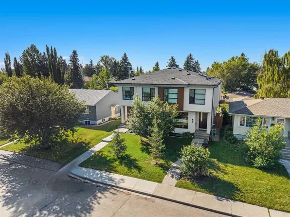 2213 N 25th Ave NW, Calgary, AB T2M 2C2