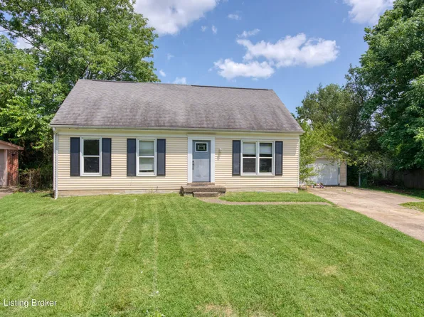 8207 Chickering Way, Louisville, KY 40228