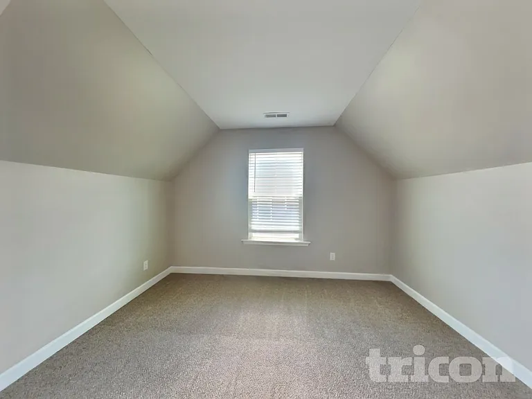 120 Shore Pine Dr — Photo 12