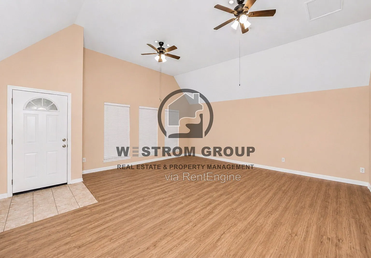 4 bed, 2.0 bath, 2269 sqft, $2,295 — Photo 4