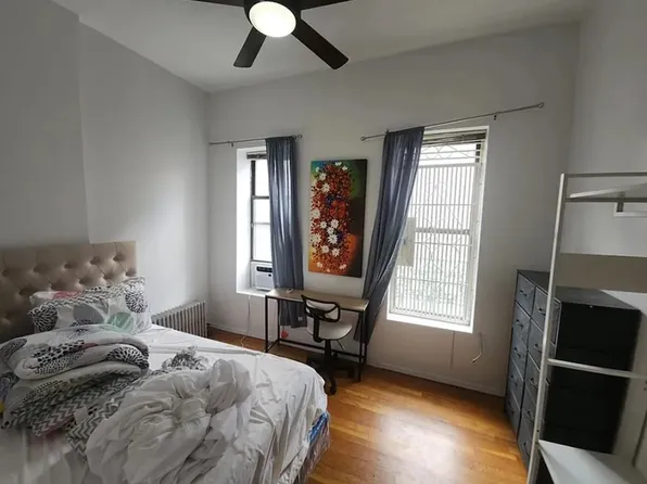 534 West 50th Street image 1 of 7