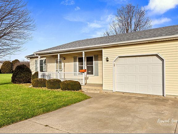 2nd image of 85 Tobey Dr