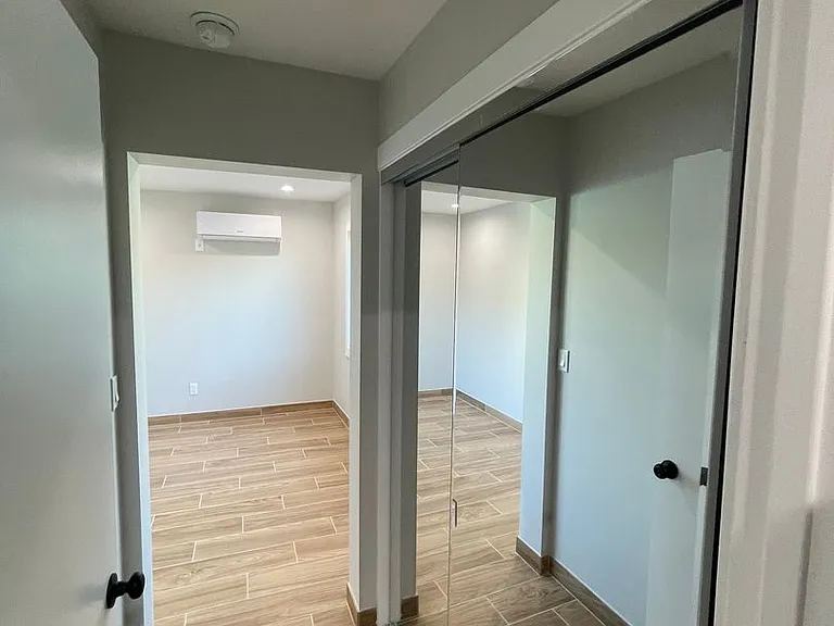 4620 Compton Ave — Photo 10