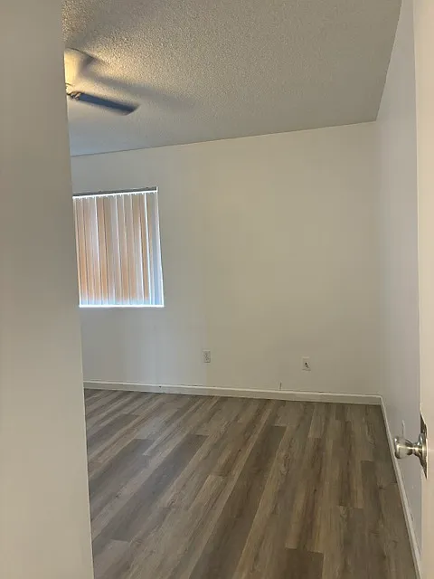 2 bed, 750 sqft, $1,350 — Photo 3