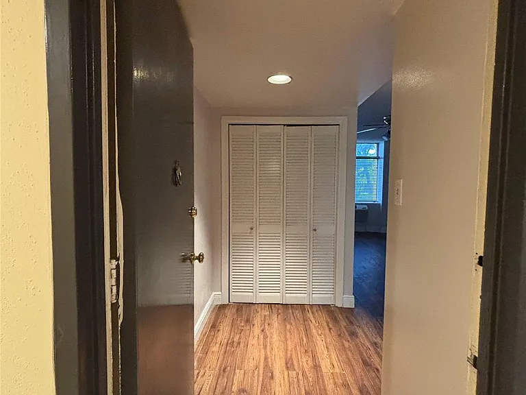 7520 Hornwood Dr #103 — Photo 3