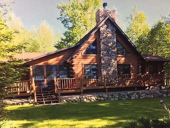 3rd image of 1131 Shishebogama Dr