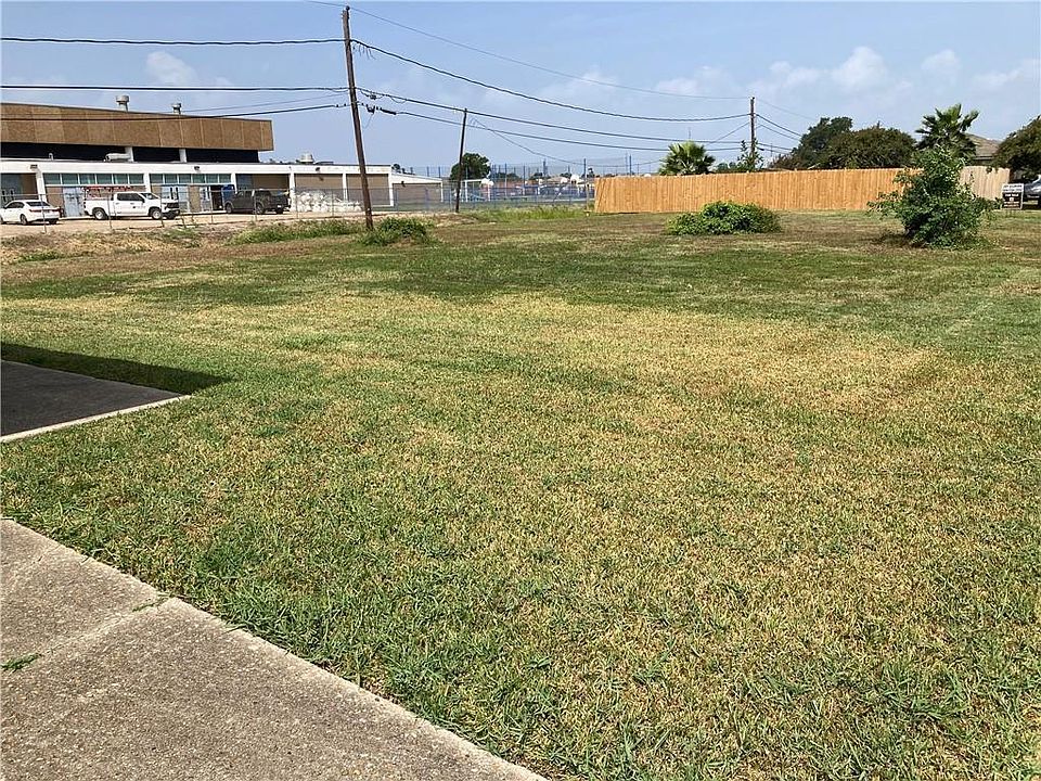 1st image of 2332 Artillery Dr