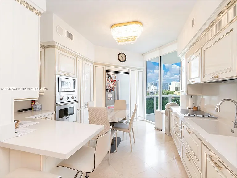 18101 Collins Ave #601 — Photo 8