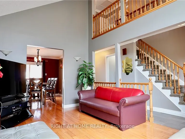 432 Heritage Dr — Photo 6