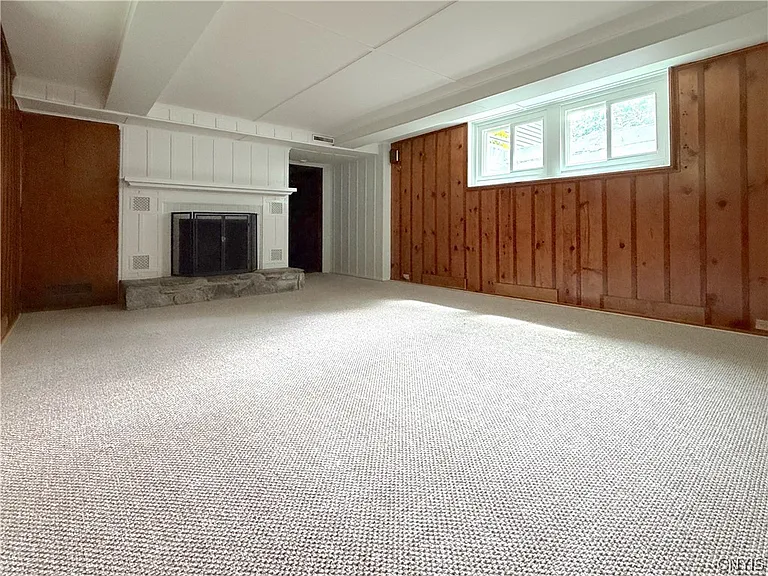 4055 Bristol Rd — Photo 39