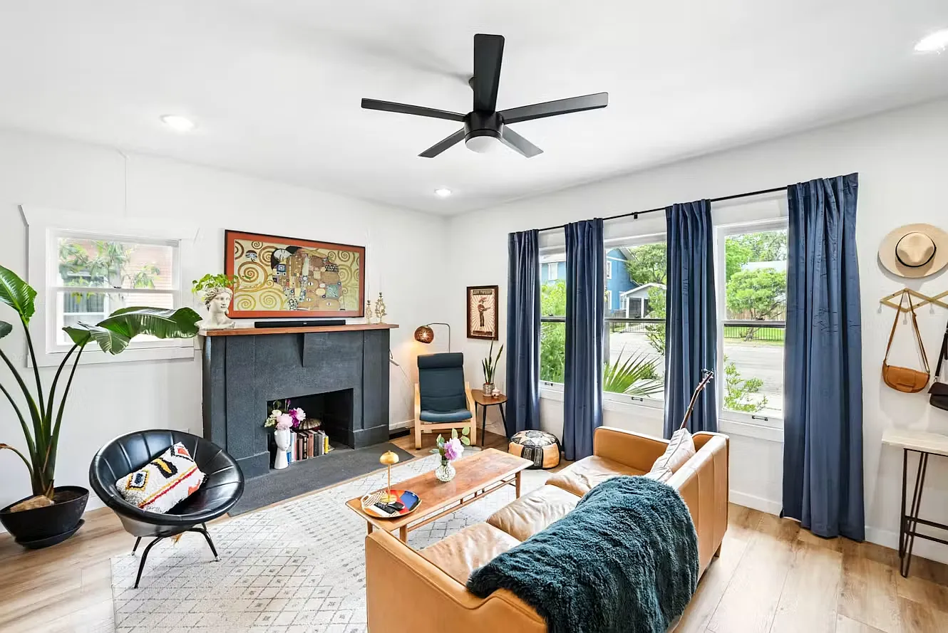 806 W French Pl — Photo 3