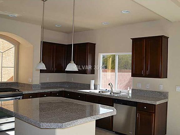 5th image of 8340 Langhorne Creek St