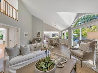 13 Lisa Ln, Moraga, CA 94556