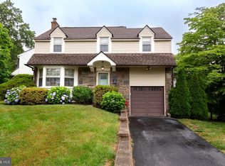 301 Canterbury Rd, Havertown, PA 19083