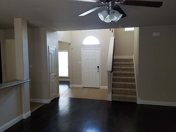 2nd image of 1557 Kentucky Ave