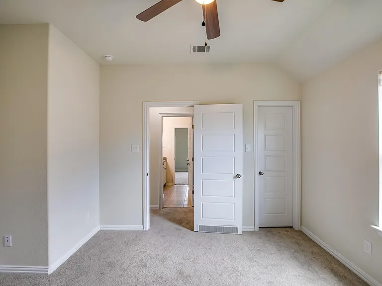 226 Hot Spring Valley — Photo 8