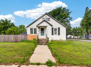 301 Burns St, Marinette, WI 54143