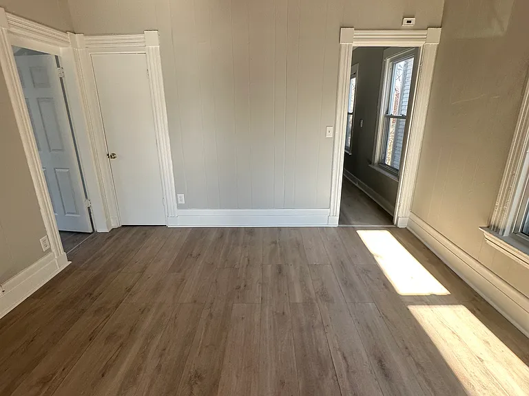 75 Woolsey St #2-0 — Photo 12