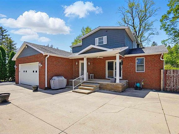 4th image of 1515 Chester Blvd