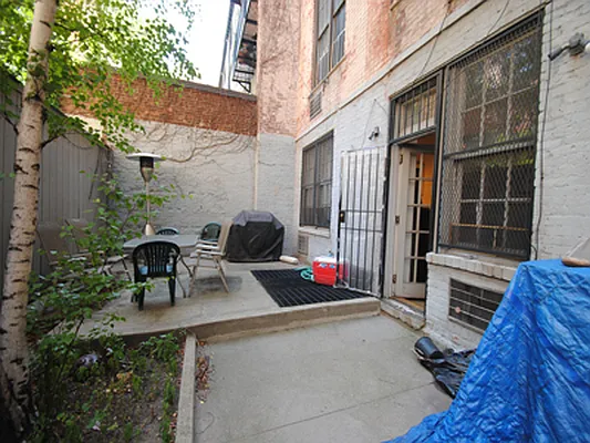 Rented by Buchbinder & Warren | media 14