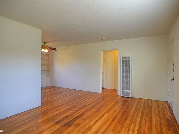 4th image of 348 Stowell Ave