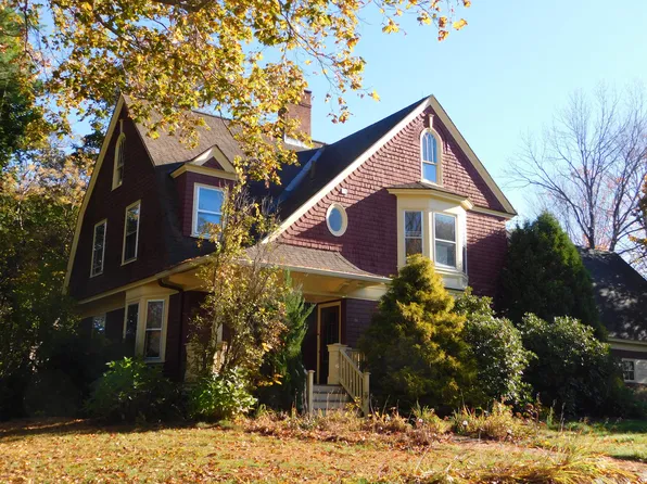 18 Monroe Street, Auburn, ME 04210