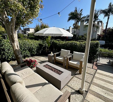 3rd image of 2916 Grand Canal Ct