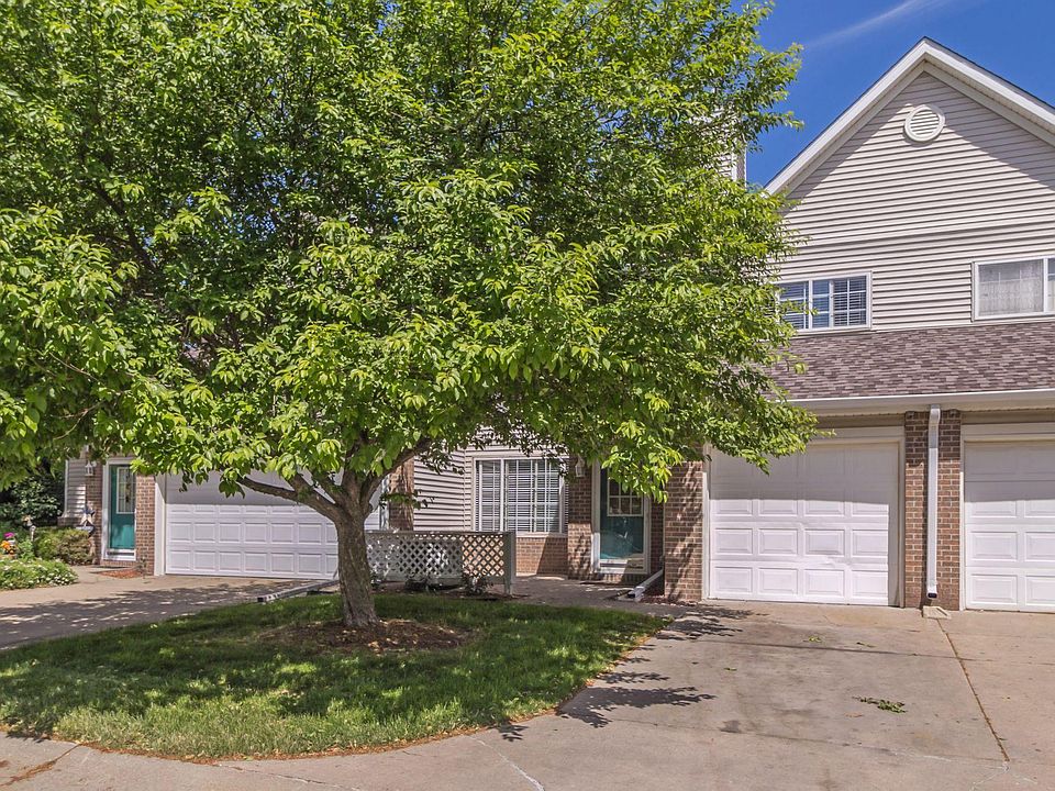 One car garage.  Nice shade on front patio.